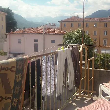 In Italy סקיו
